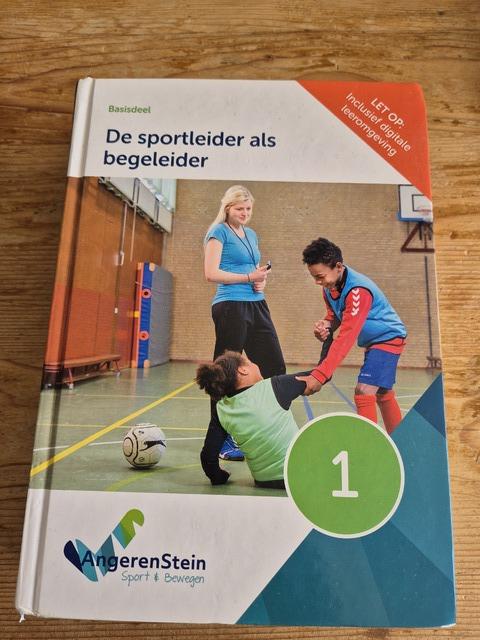 9789037256055-De-sportleider-als-begeleider-deel-1