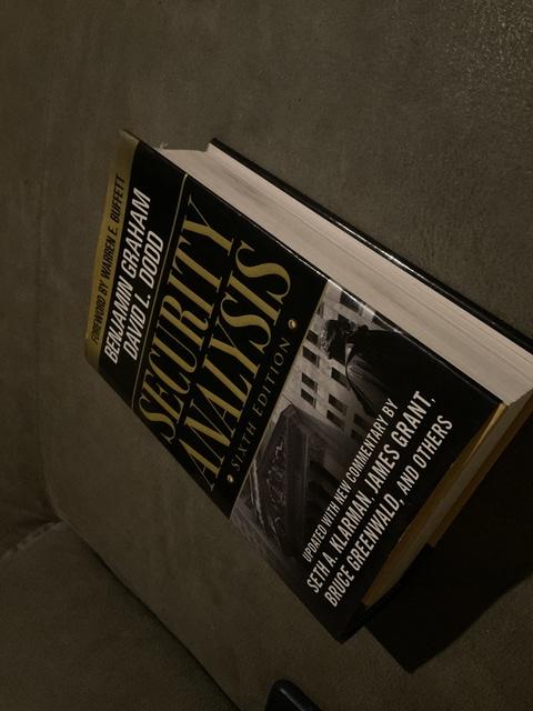 9780071592536-Security-Analysis-Sixth-Edition-Foreword-by-Warren-Buffett