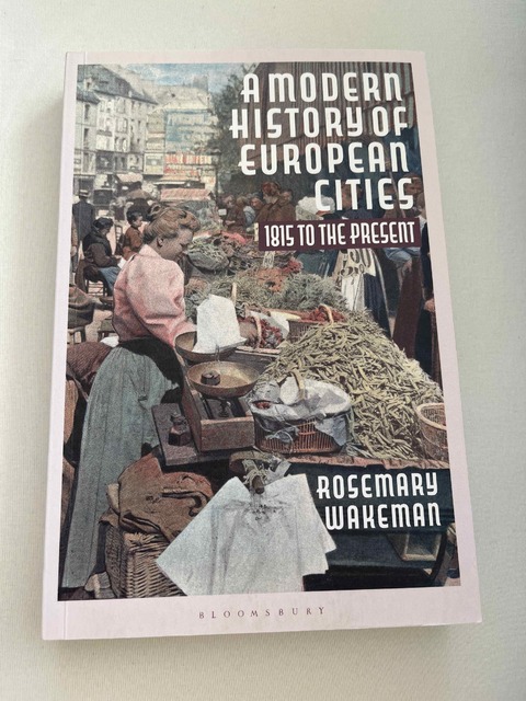 9781350017658-A-Modern-History-of-European-Cities