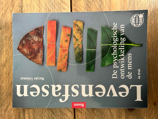 9789024403660-Levensfasen