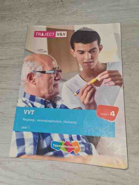9789006925180-VVT-1-Verpleeg-verzorgingshuizen-thuiszorg-niveau-4