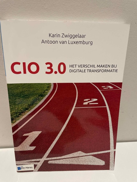 9789401800457-CIO-3.0