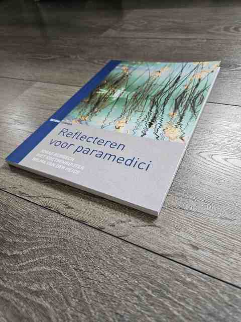 9789462364158-Reflecteren-voor-paramedici