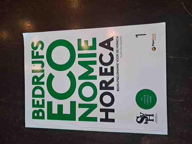 9789052113494-Bedrijfseconomie-voor-de-horeca-1