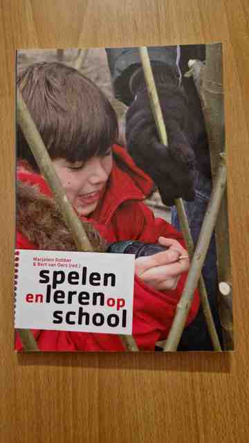 9789023252153-Spelen-en-leren-op-school