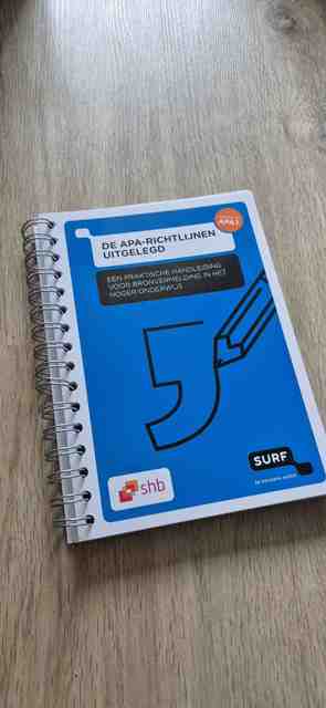 9789072482235-De-APA-richtlijnen-uitgelegd-Een-praktische-handleiding-voor-br