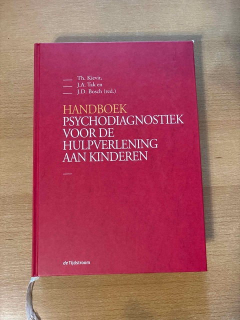 9789058980328-Handboek-psychodiagnostiek-voor-de-hulpverlening-aan-kinderen