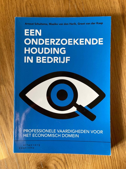 9789046907399-Een-onderzoekende-houding-in-bedrijf