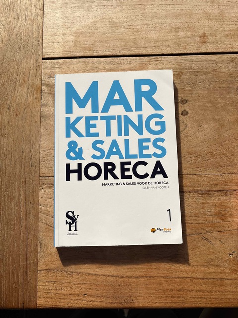 9789074625579-Marketing-Sales-voor-de-horeca-1
