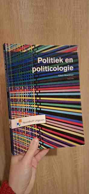 9789001820541-Politiek-en-politicologie