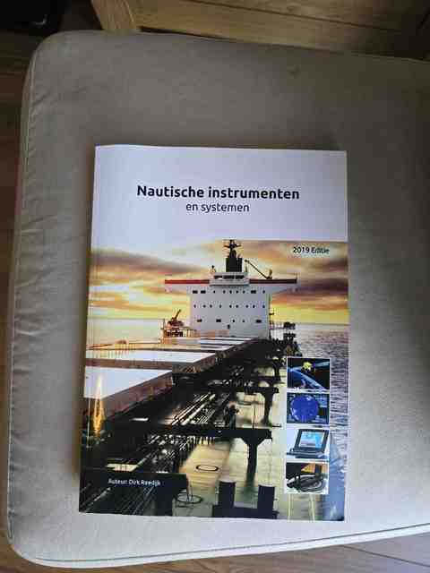 9789492454157-Nautische-instrumenten-en-systemen