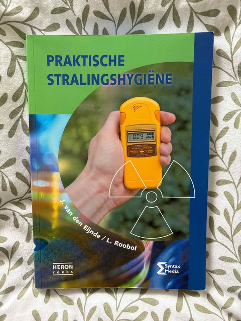 9789491764295-Praktische-stralingshygiene