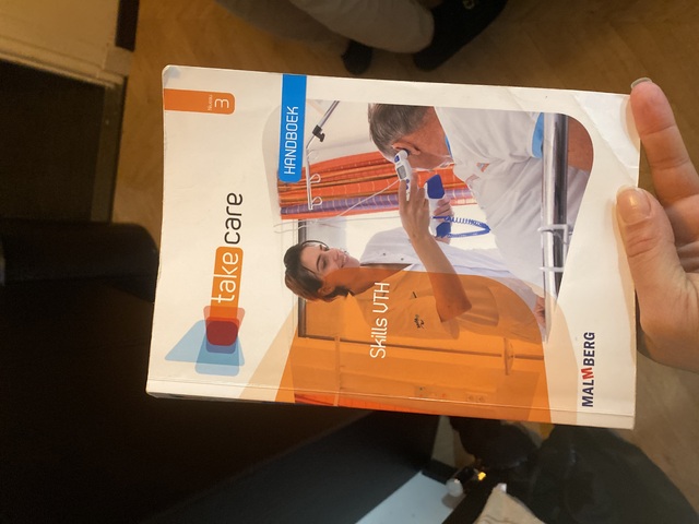 9789402039009-Take-Care-Skills-VTH-niveau-3-Handboek
