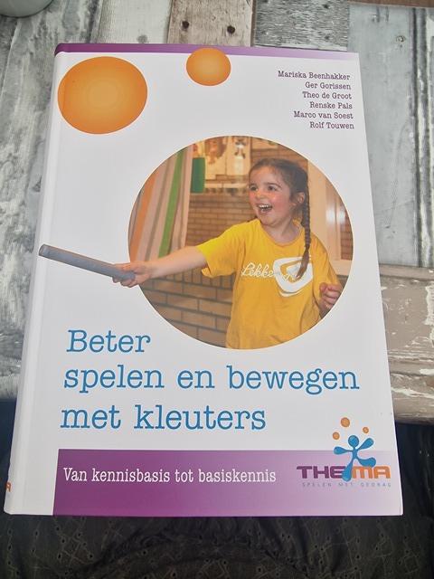 9789082584103-Beter-spelen-en-bewegen-met-kleuters