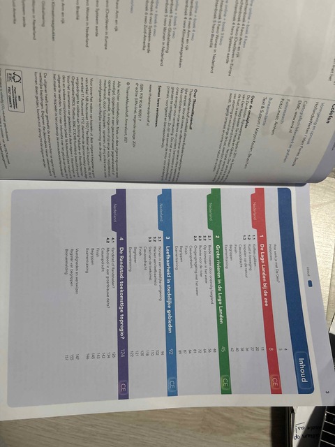 9789006909517-De-Geo-LRN-line-CE-2024-en-CE-2025-boek-vwo-Wonen-in-Nederland