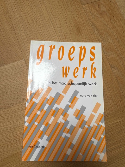 9789023237273-Groepswerk-in-het-maatschappelijk-werk