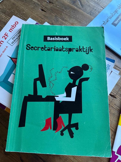 9789461905703-Reader-medewerker-secretariaat