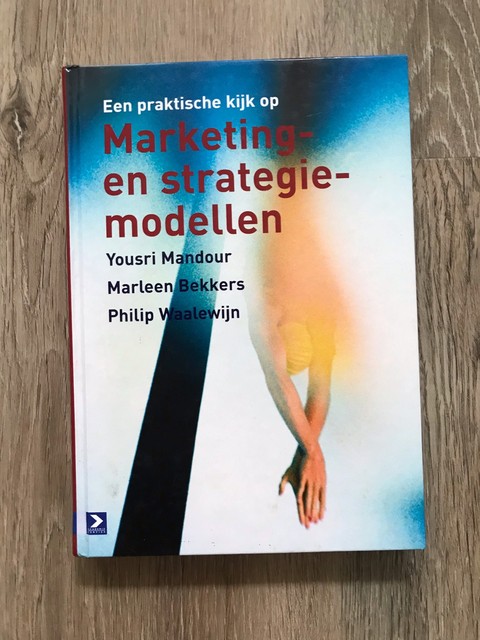9789052614953-Een-praktische-kijk-op-Marketing-en-strategiemodellen