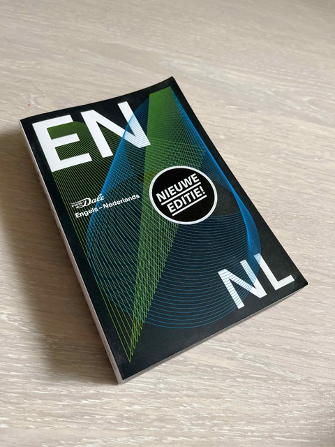 9789460774249-Van-Dale-Pocketwoordenboek-Engels-Nederlands