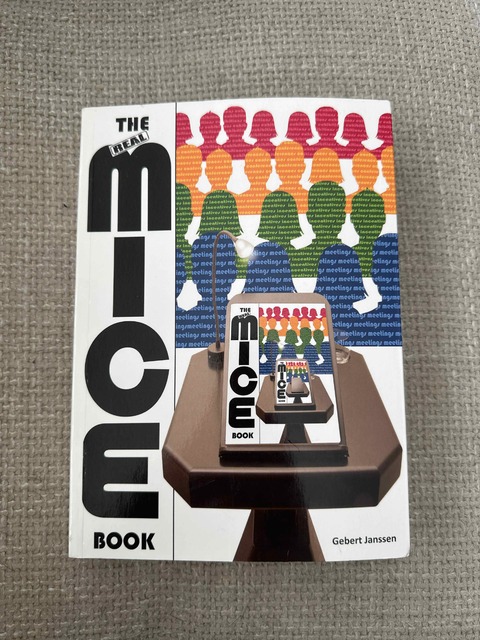 9789492705020-The-real-micebook