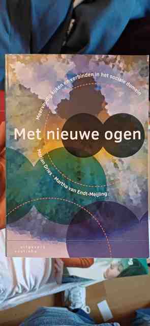 9789046905814-Met-nieuwe-ogen