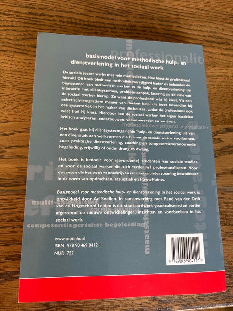 9789046904121-Basismodel-voor-methodische-hulp-en-dienstverlening-in-het-sociaal-werk