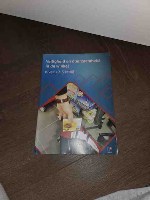 9789461718754-Veiligheid-en-duurzaamheid-in-de-winkel-niveau-2-3-retail