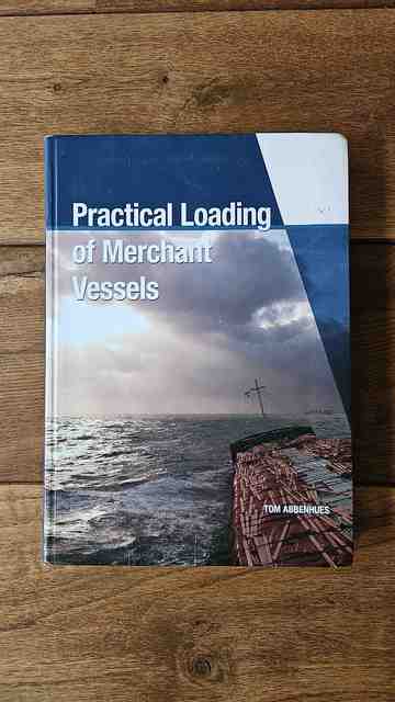 9789492083111-Practical-loading-of-merchant-ships