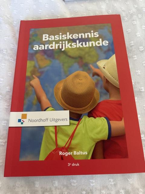 9789001901134-Basiskennis-Aardrijkskunde