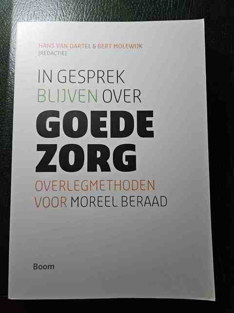 9789461055101-In-gesprek-blijven-over-goede-zorg