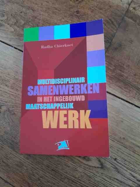 9789024417377-Multidisciplinair-Samenwerken-In-Het-Ingebouwd-Maatschappelijk-Werk