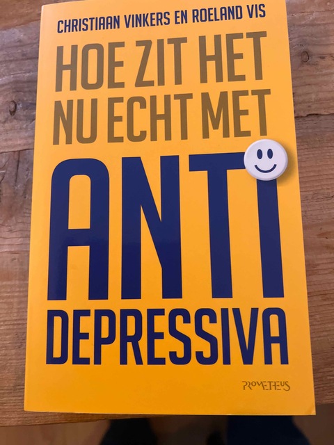 9789044648607-Hoe-zit-het-nu-echt-met-antidepressiva