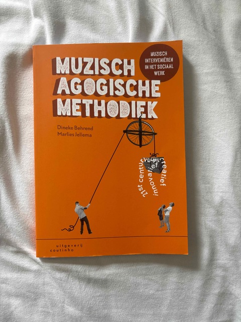 9789046904541-Muzisch-agogische-methodiek