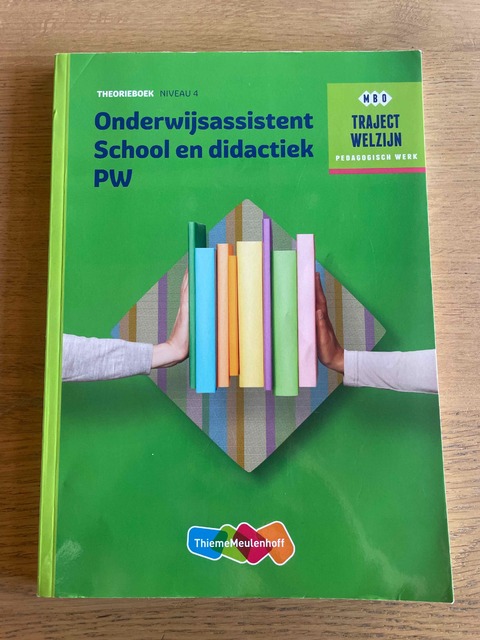 9789006858877-Onderwijsassistent-School-en-didact-SL-Niveau-4-Theorieboek
