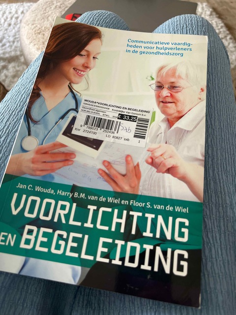 9789023252436-Voorlichting-en-begeleiding