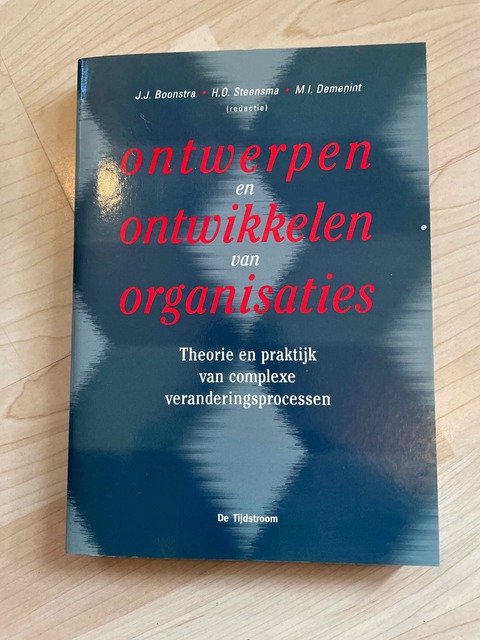 9789035216563-ONTWERPEN-EN-ONTWIKK-ORGANISATIES-CD-ROM-DR1