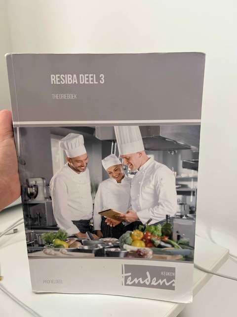 9789037245189-Resiba-3-theorieboek