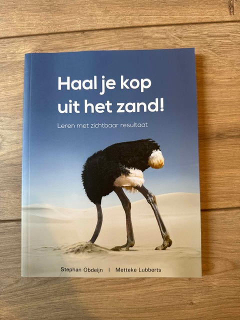 9789076834764-Haal-je-kop-uit-het-zand