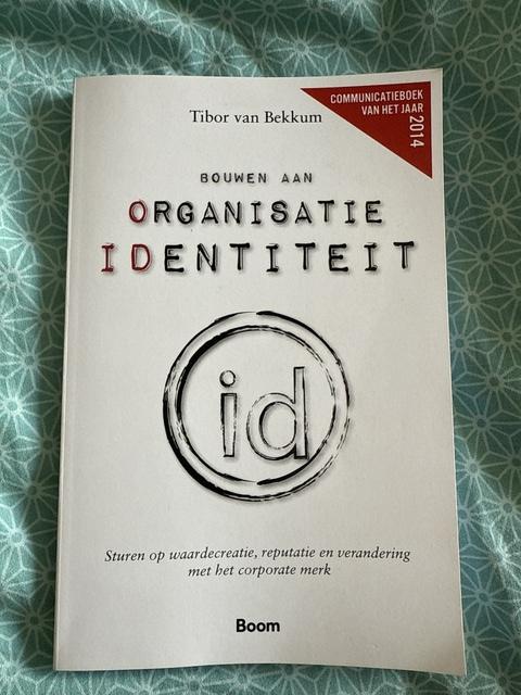 9789491560521-Bouwen-aan-organisatie-identiteit