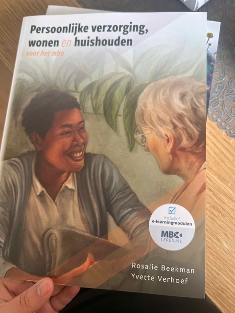 9789083139357-Persoonlijke-verzorging-wonen-en-huishouden