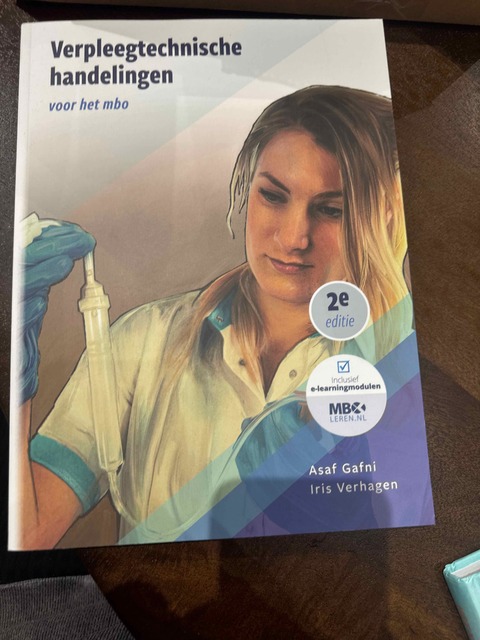 9789083412054-Verpleegtechnische-handelingen-voor-het-mbo