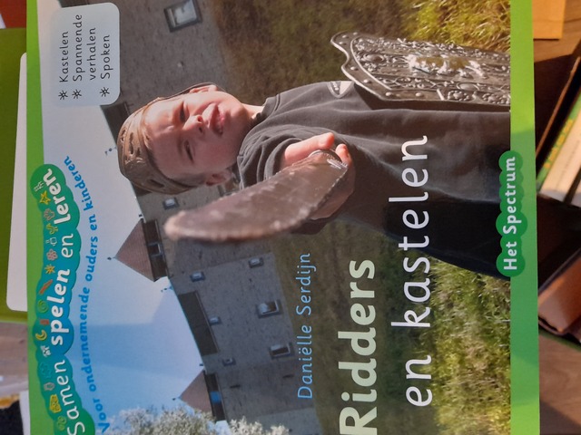 9789027493699-Ridders-en-kastelen