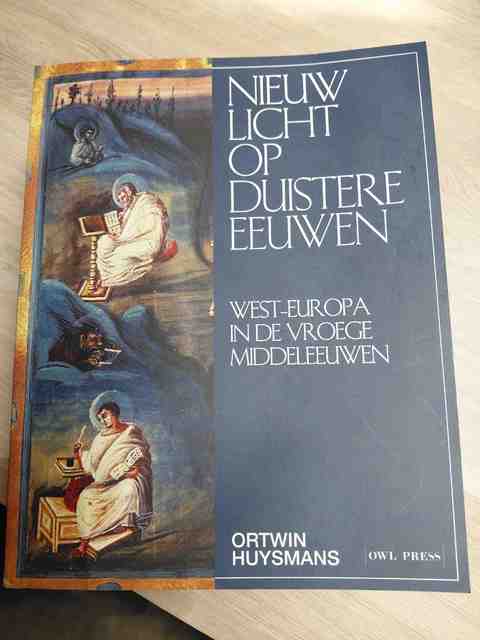 9789493428515-Nieuw-licht-op-duistere-eeuwen