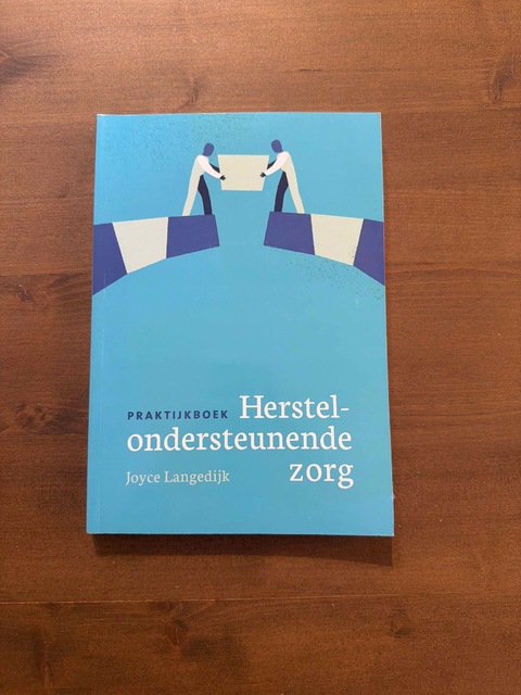 9789088507625-Praktijkboek-herstelondersteunende-zorg