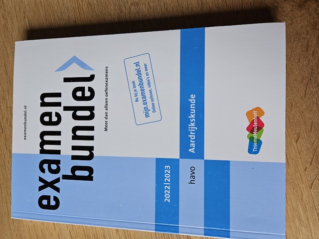 9789006639810-Examenbundel-havo-Aardrijkskunde-20222023