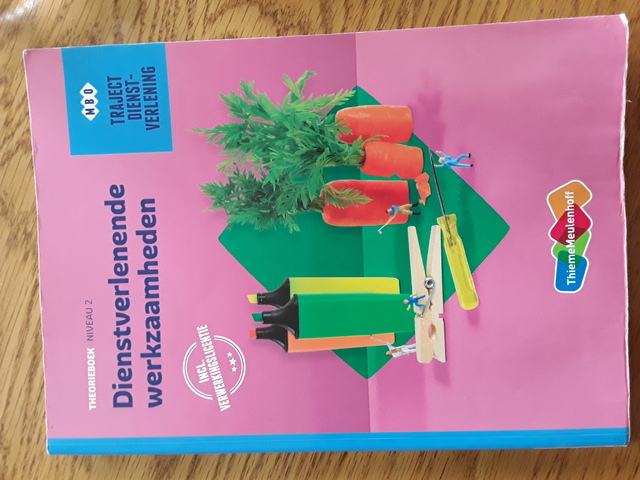 9789006504002-Traject-Dienstverl-Combipakket-Dienstverl-werkzaamheden-niv-2-verwerkingslic