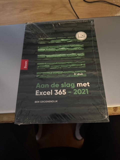 9789024445790-Aan-de-slag-met-Excel-365-2021