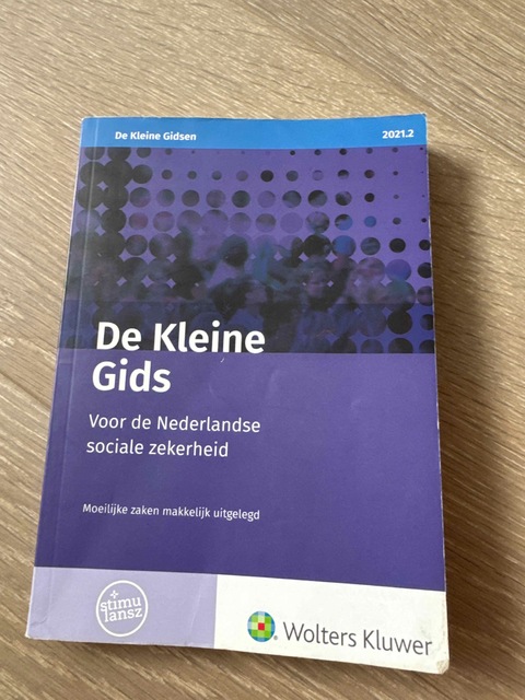 9789013164855-De-Kleine-Gids-voor-de-Nederlandse-sociale-zekerheid-2021.2