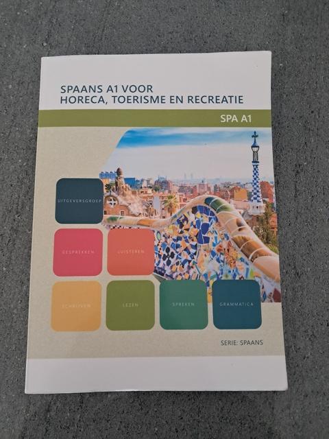 9789400237834-SPA-A1