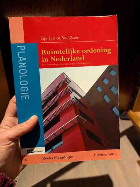 9789012131292-Ruimtelijke-ordening-in-Nederland